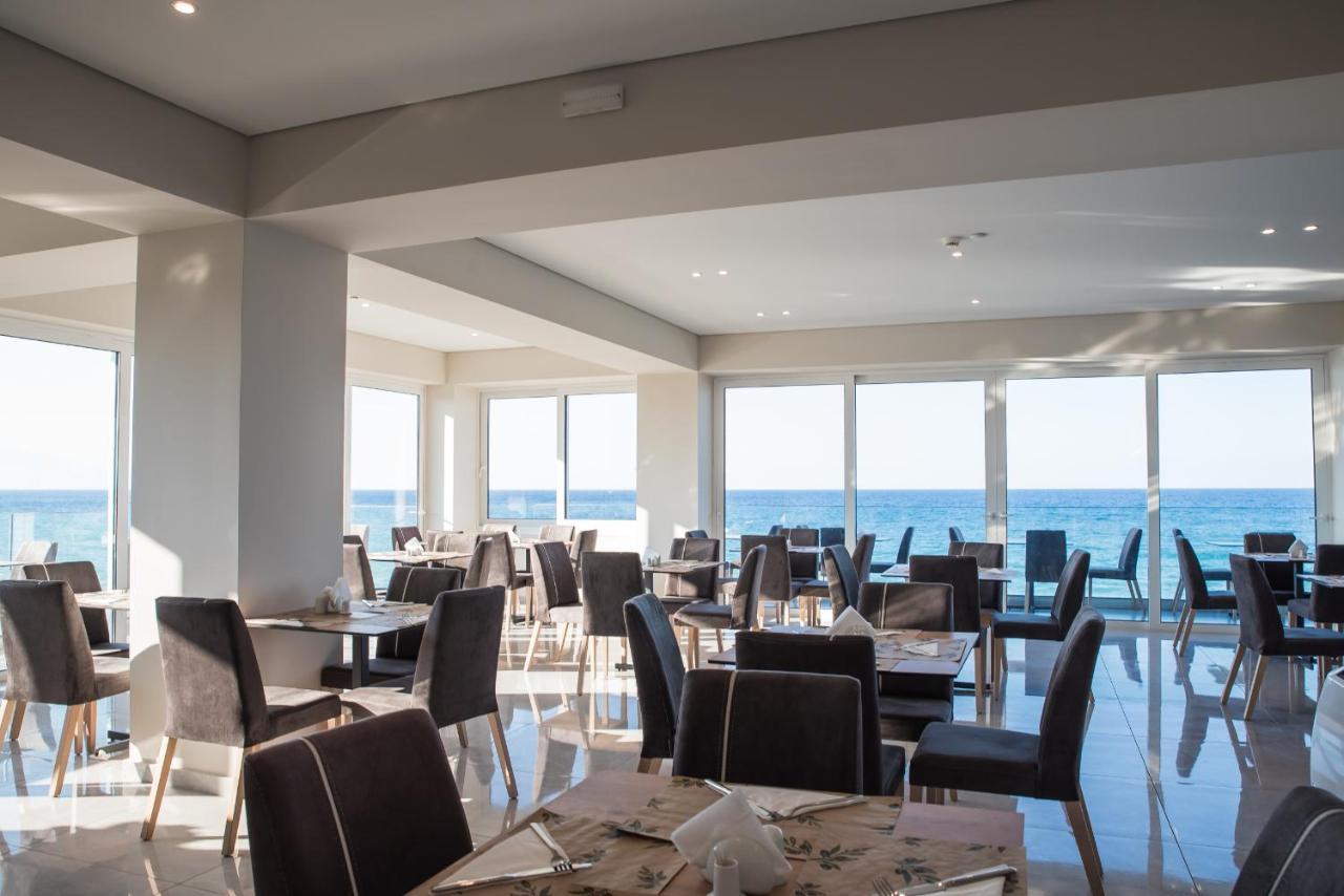 Aparthotel Golden Coast Boutique - Luxury Living Kypseli Exteriér fotografie